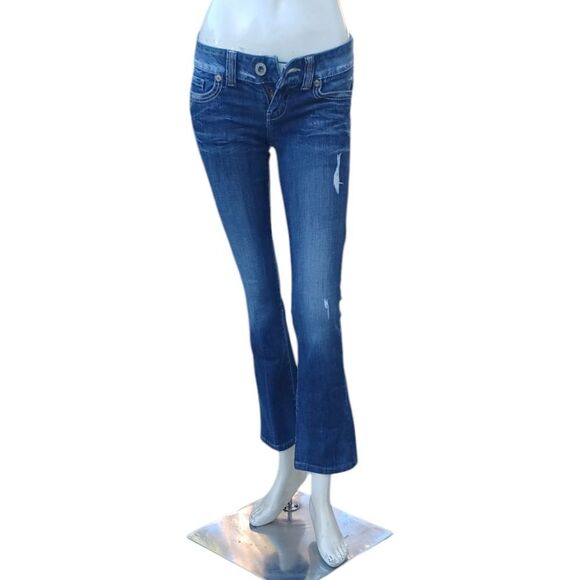 4179....Guess Jeans Daredevil Bootcut Size 26, 27"Inseam 6"Rise - Picture 2 of 6